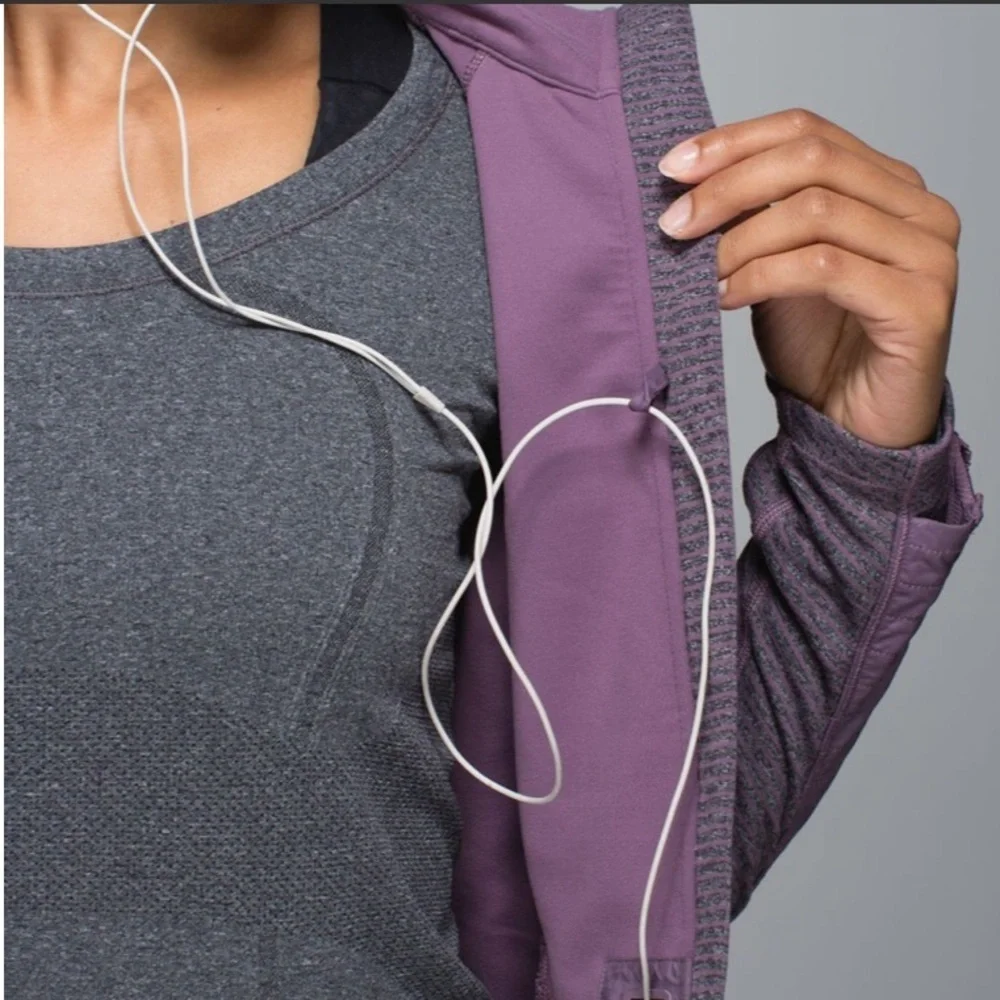 lululemon athletica Rebel Runner jacket Women's Lavender suze8 - Picture 11 of 16